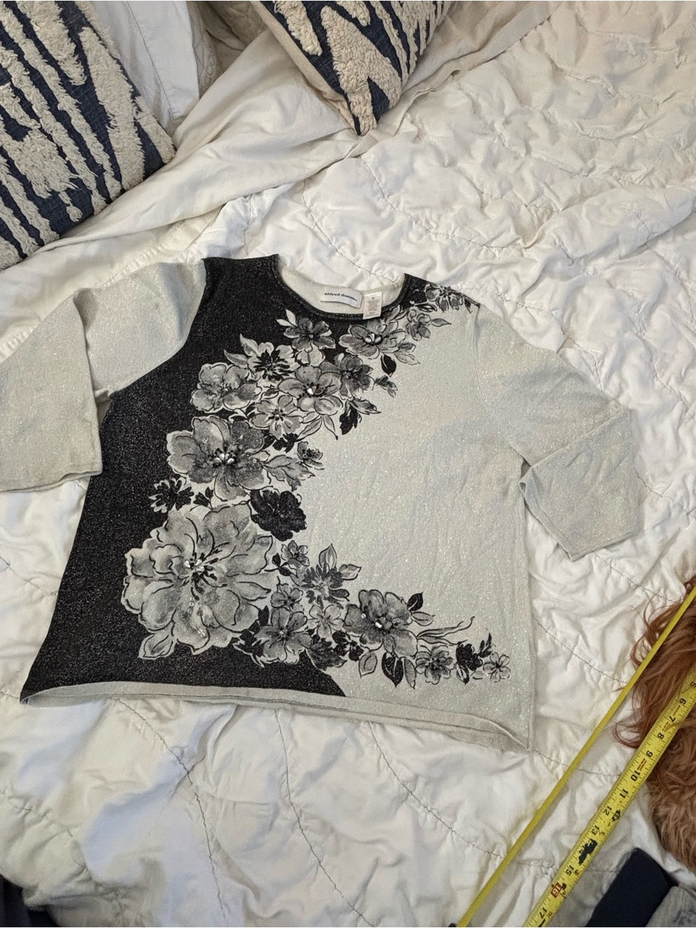 Alfred Dunner Womens XL Black Silver Floral Sequin Sweater Metallic Knit Top